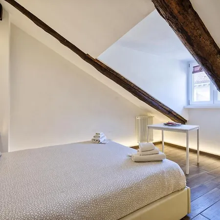 Apartament Big Bang 2 *