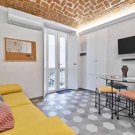 Big Bang 2 Apartment Turin